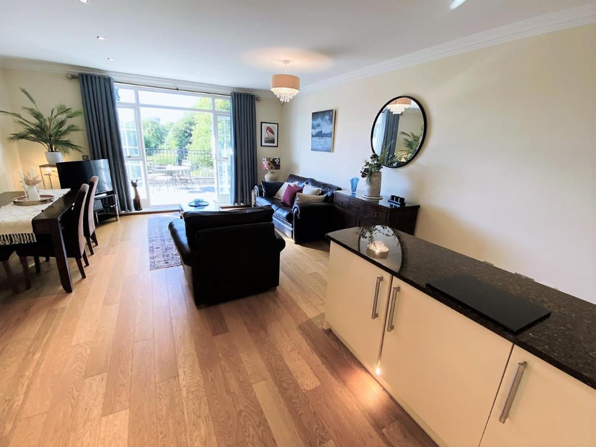 Hazelwood Hideaway: Spacious 2 Bed Apartment Silverdale  Buitenkant foto